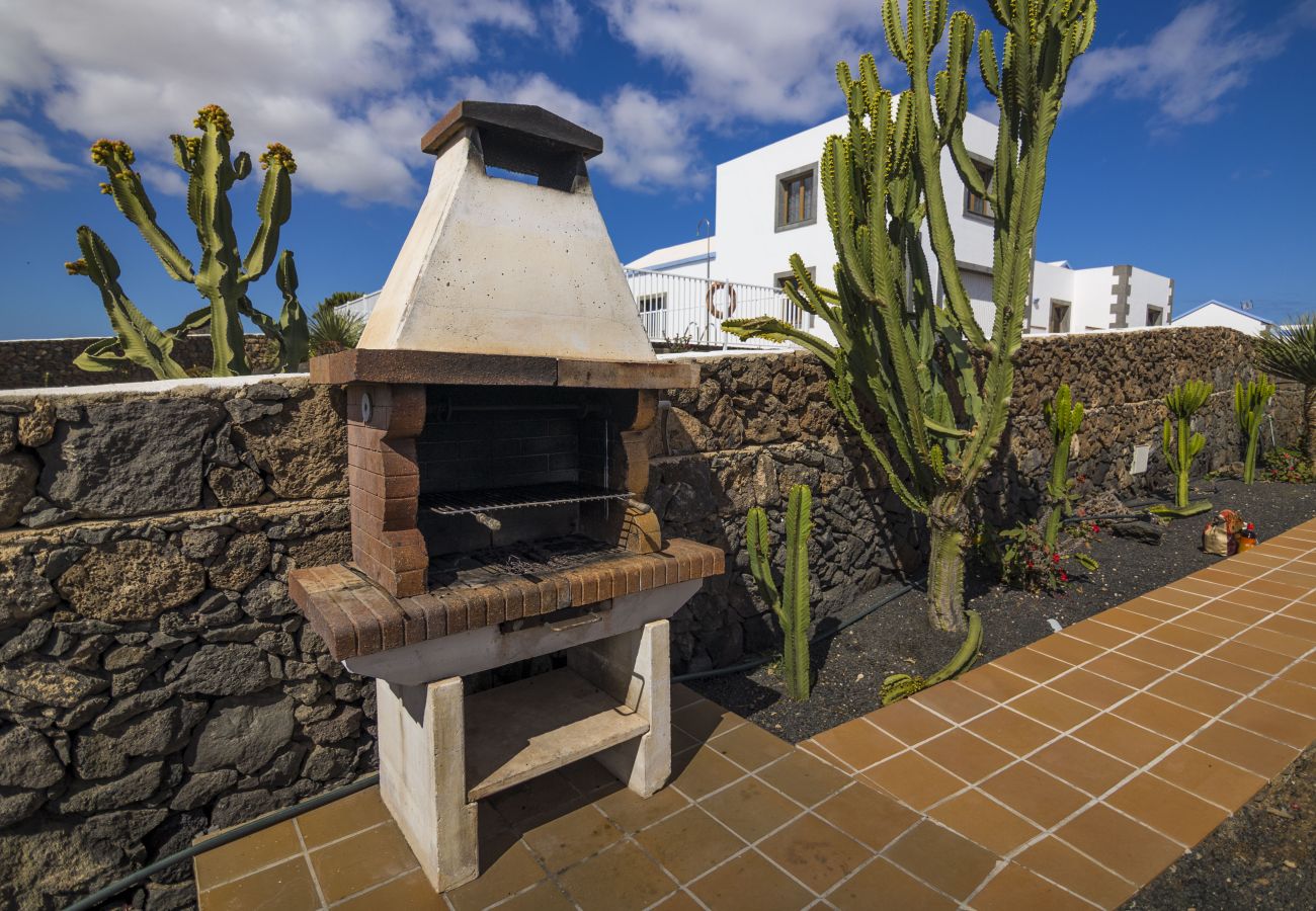 Villa en La Oliva - Villa de 3 dormitorios y piscina privada
