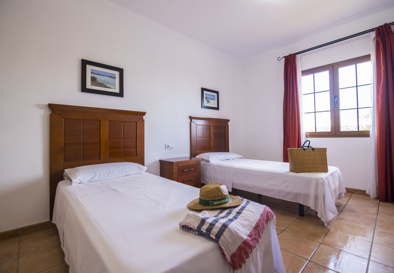 Villa en La Oliva - Villa de 2 dormitorios y piscina privada